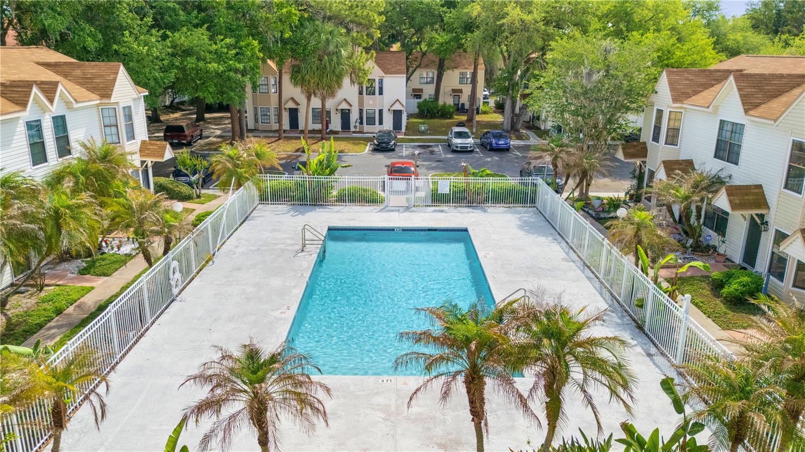 KENTWOOD PARK - Residential