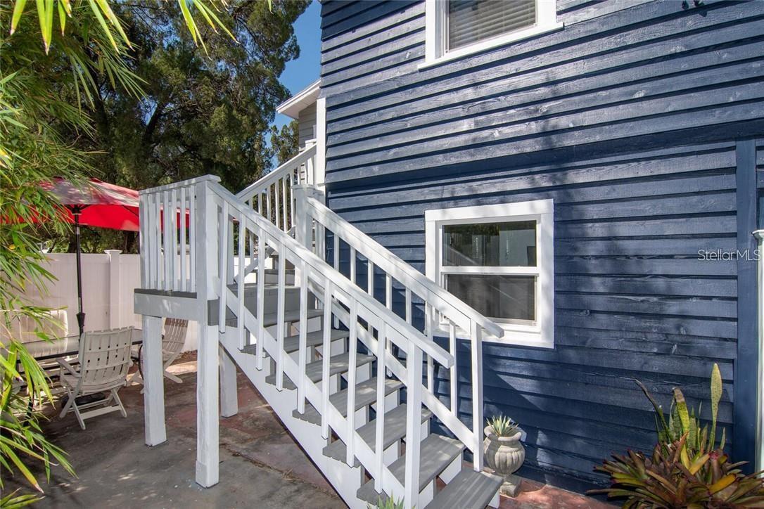 GLOVERS THOS - Residential Lease