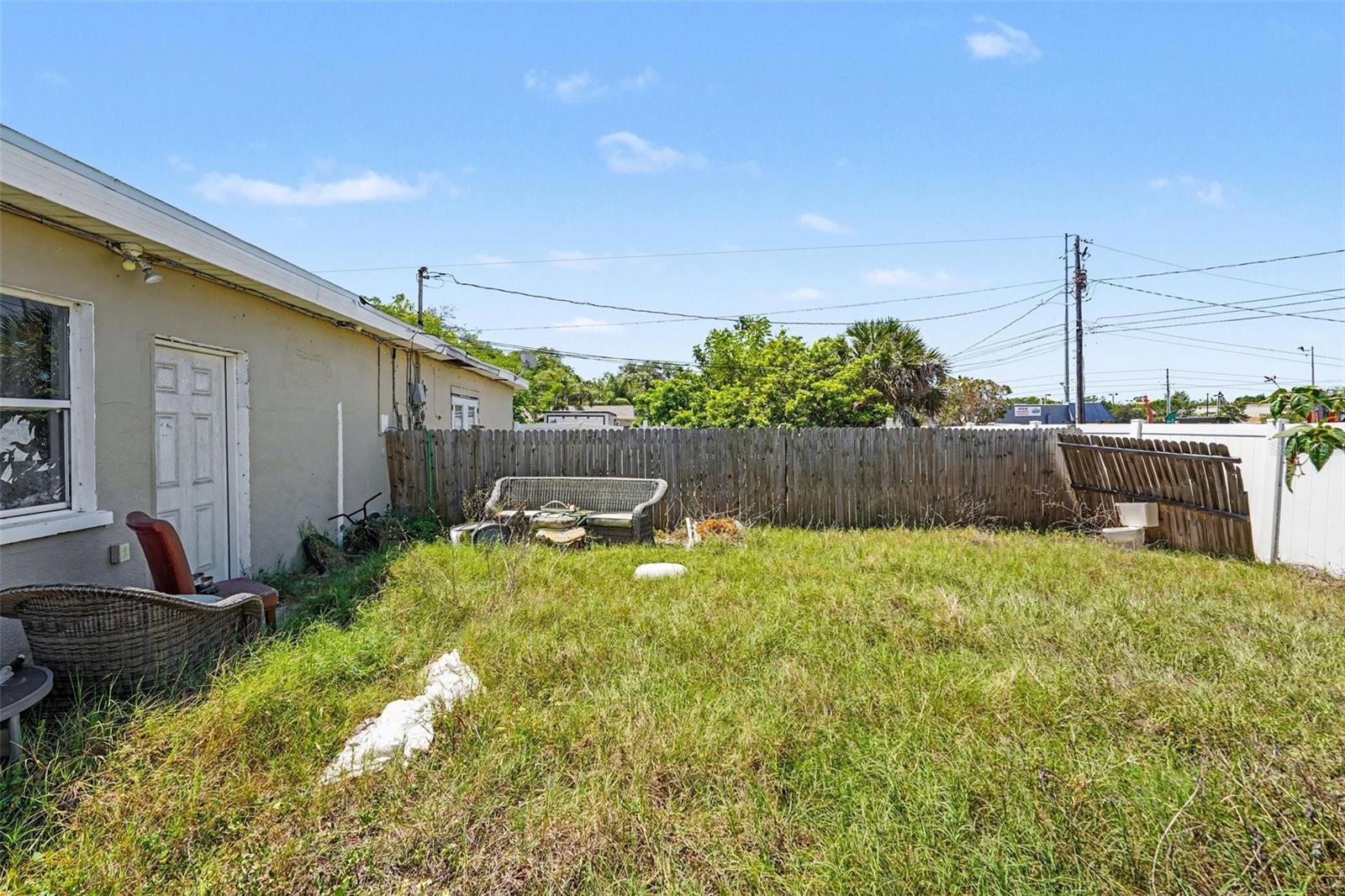 MONTEREY HEIGHTS - Residential Income