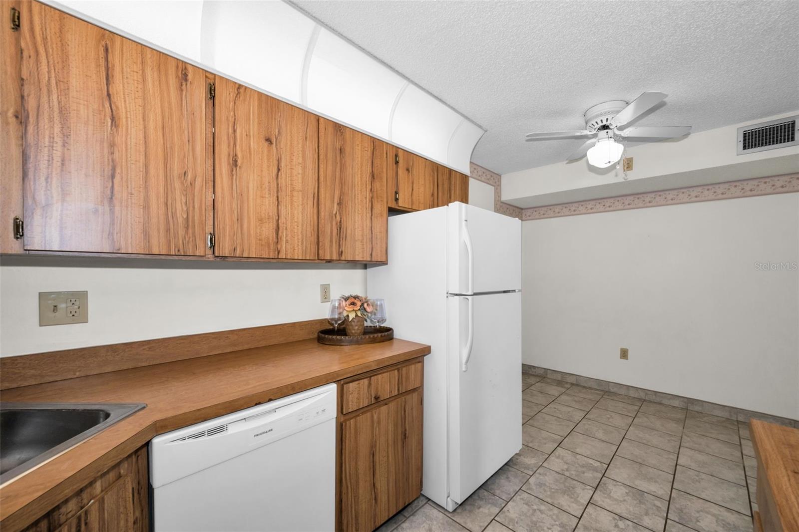 PINE RIDGE AT PALM HARBOR - Residential
