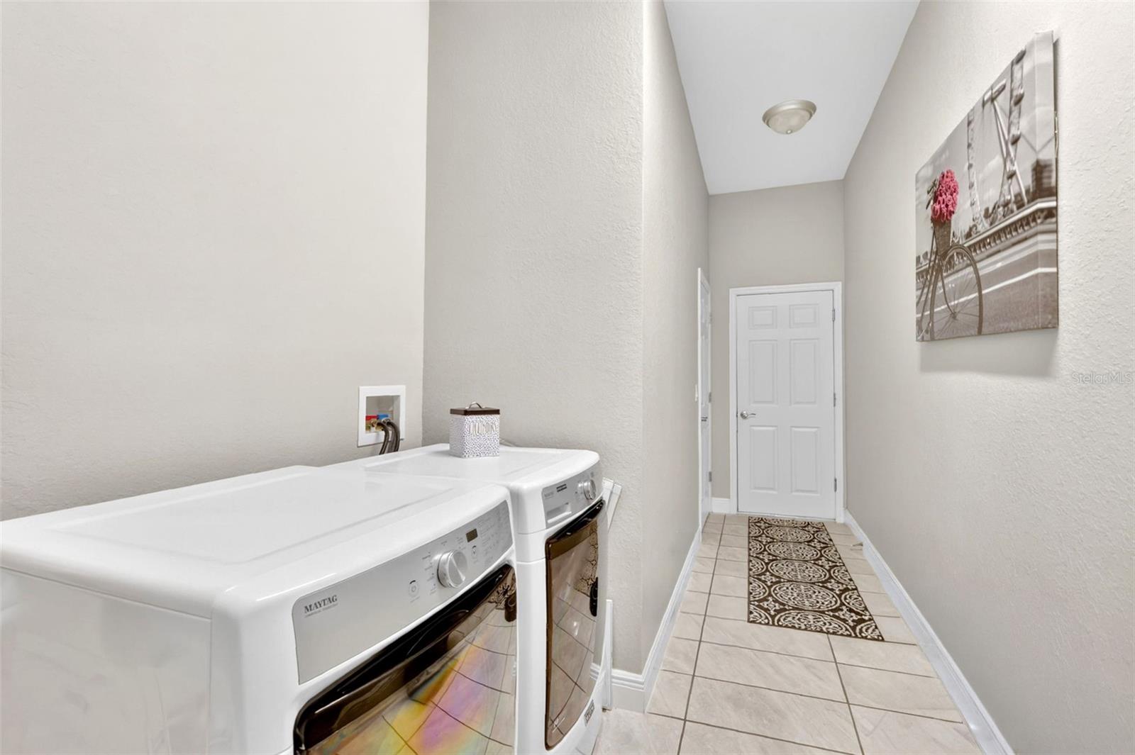 GROVELAND VILLAS AT GREEN GATE - Residential
