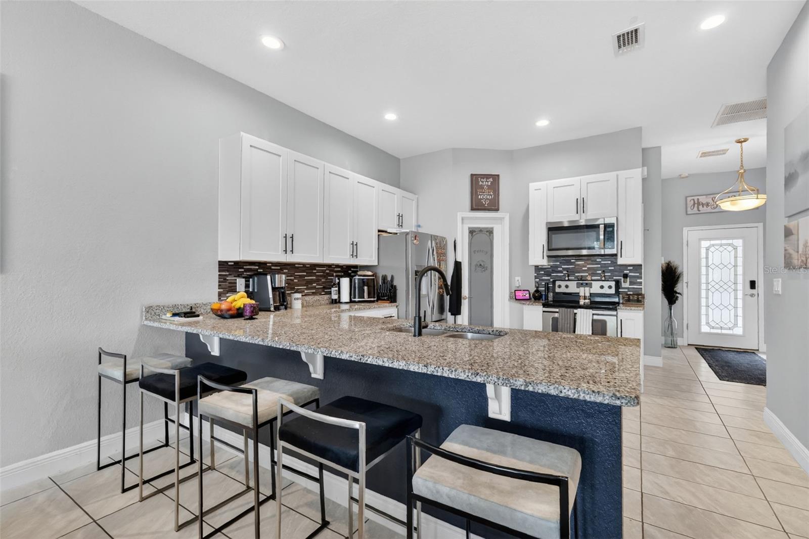GROVELAND VILLAS AT GREEN GATE - Residential