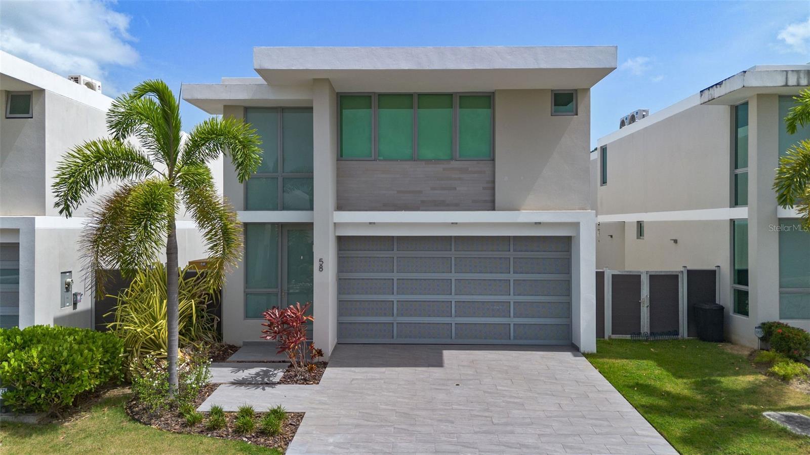 RIVIERA VILLAGE - Residential