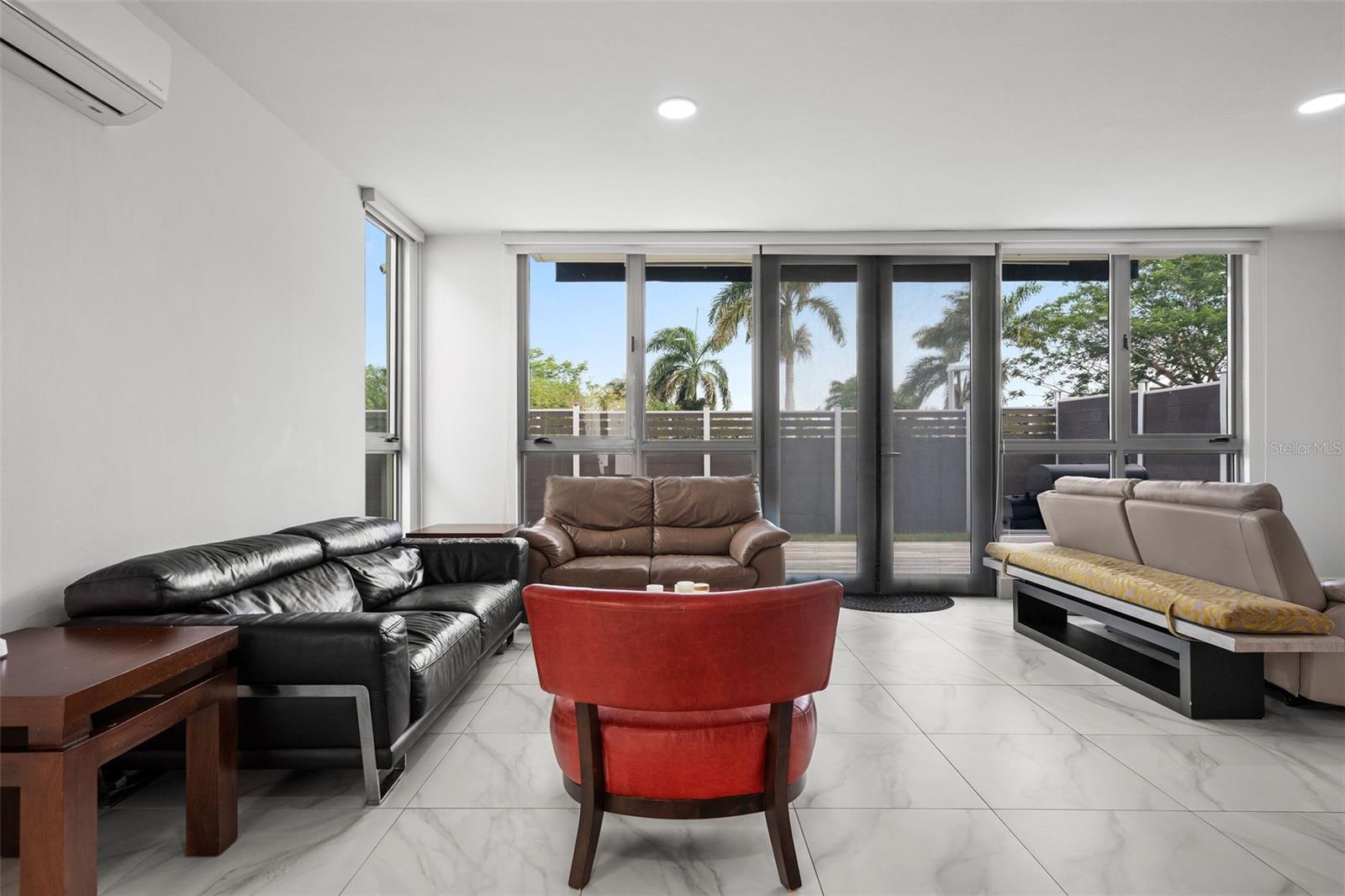 RIVIERA VILLAGE - Residential