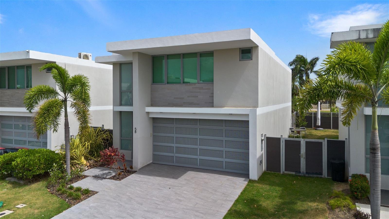 RIVIERA VILLAGE - Residential