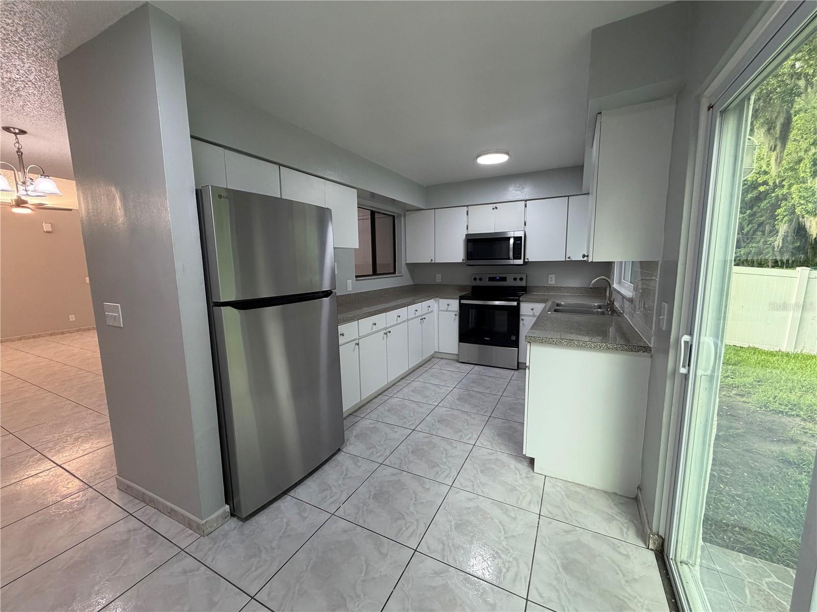 GULFSTREAM SHORES - Residential