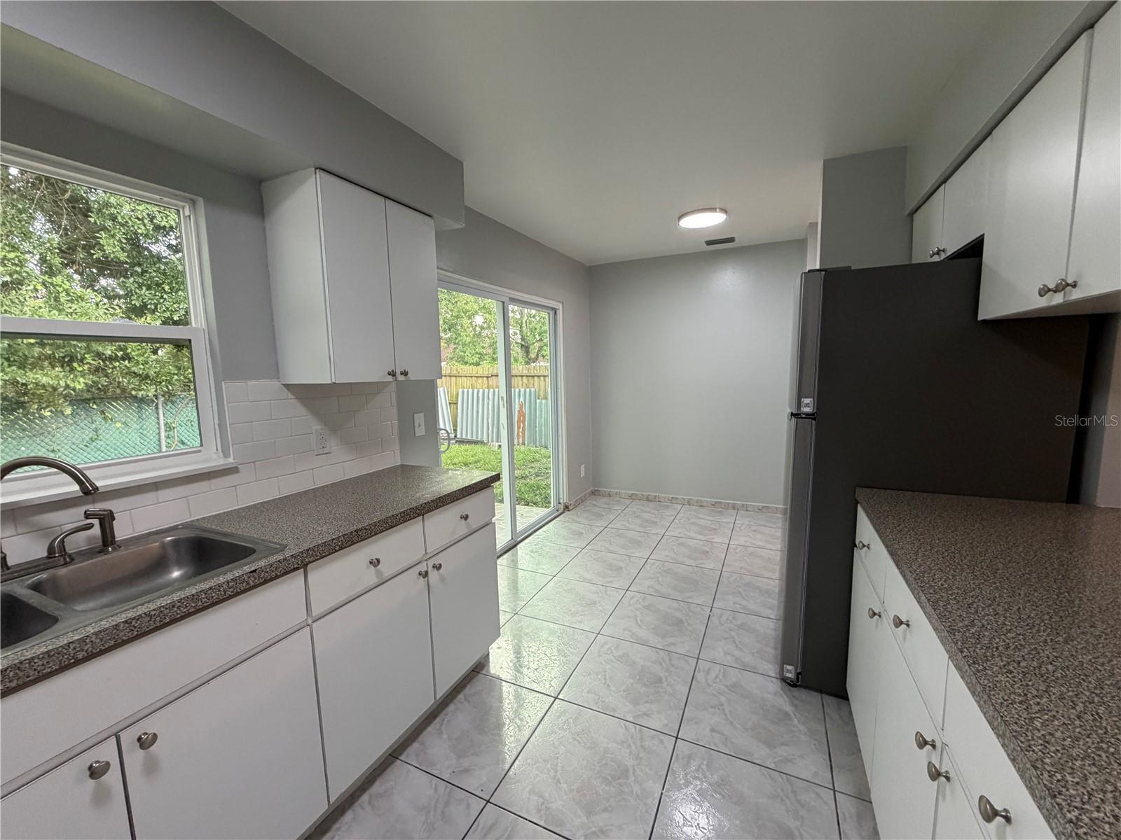 GULFSTREAM SHORES - Residential
