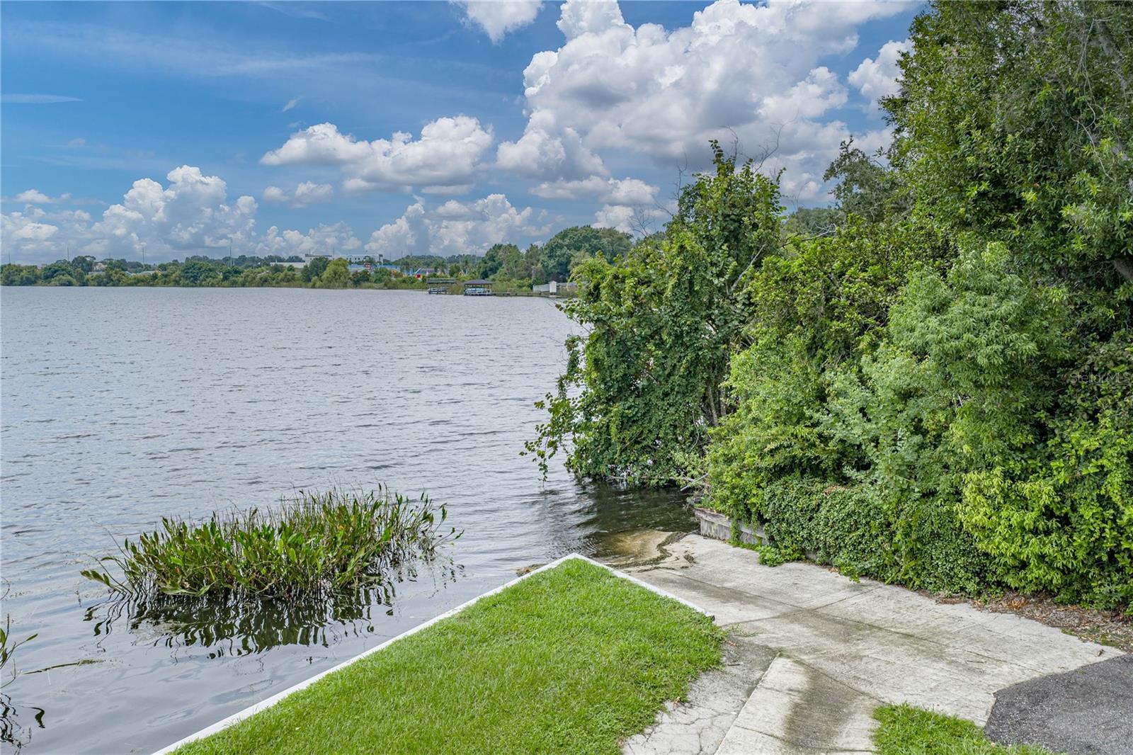 LAKE DEXTER WOODS PH TWO - Residential