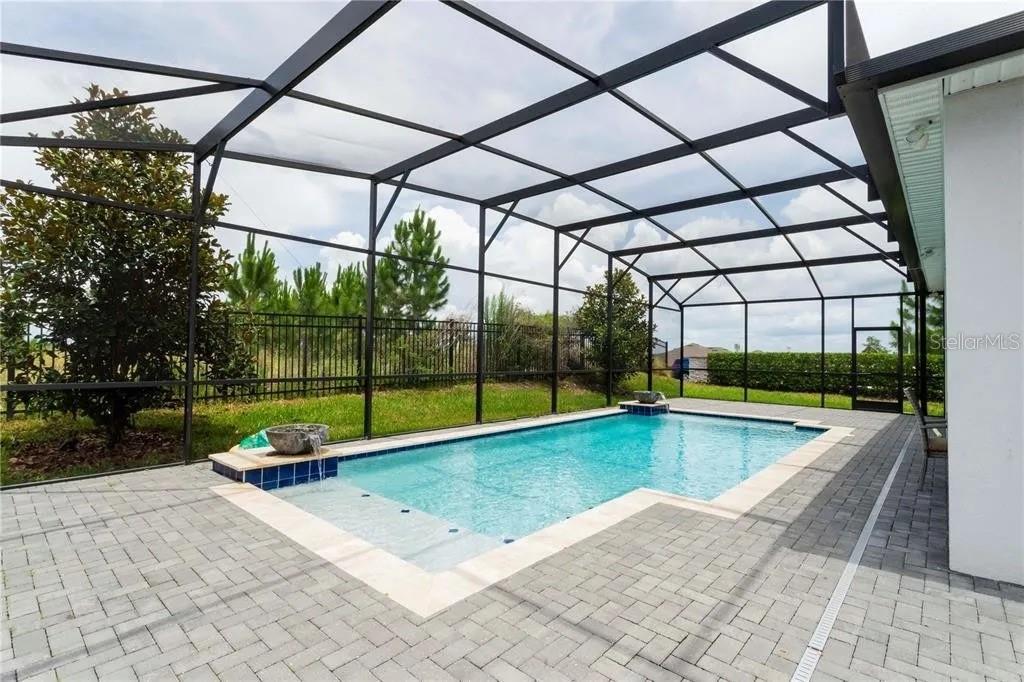 PANTHER VIEW - Residential