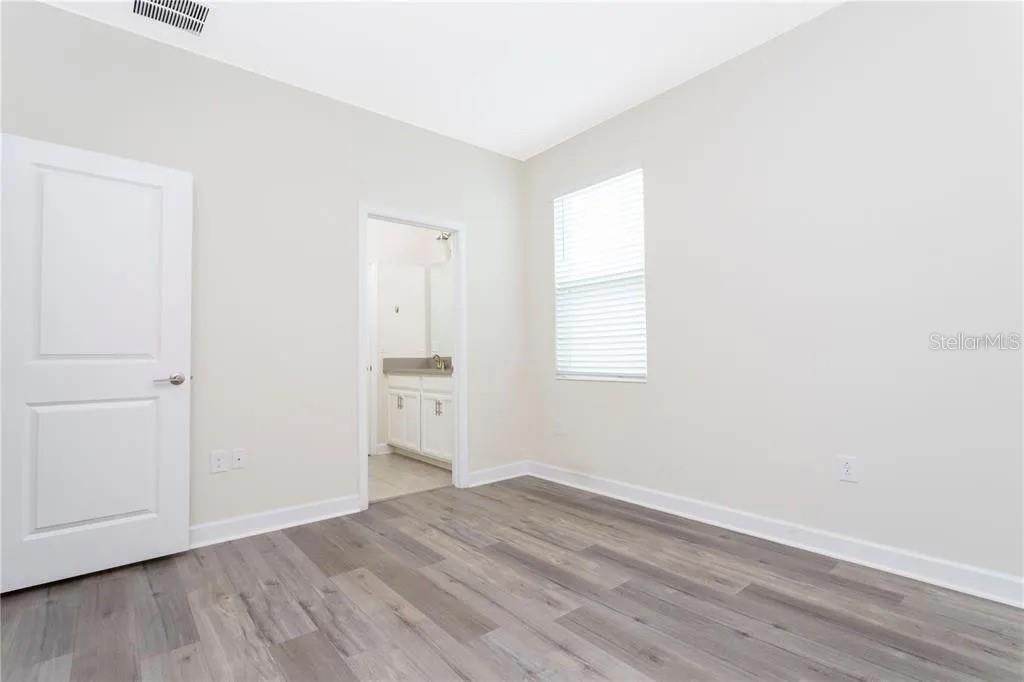 PANTHER VIEW - Residential