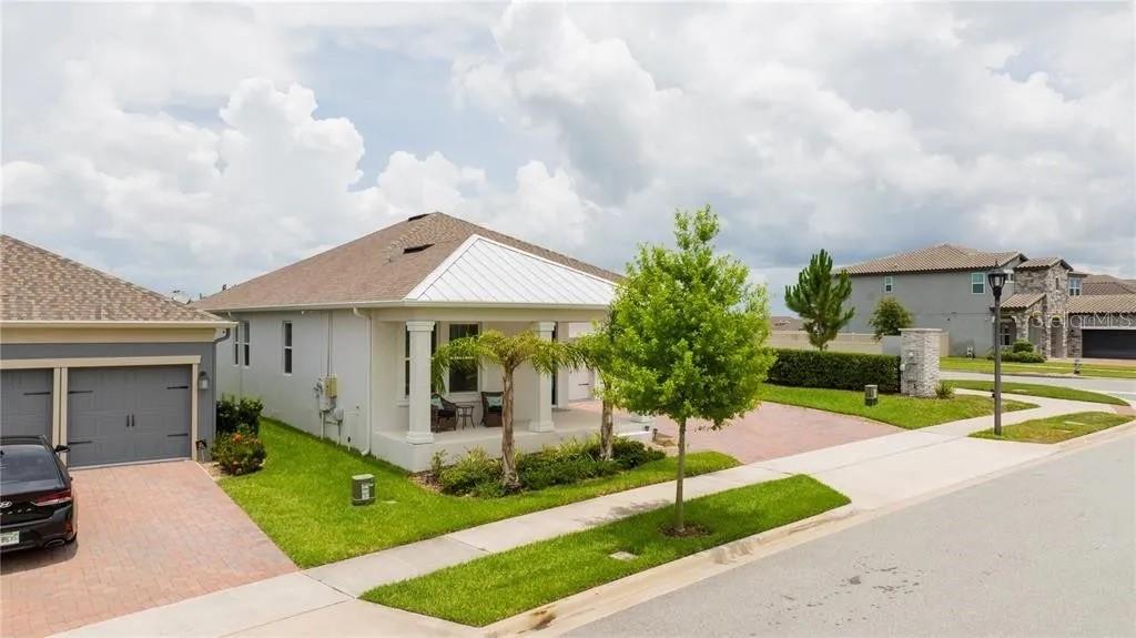 PANTHER VIEW - Residential