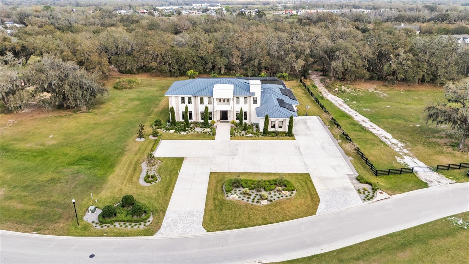 CANTERWOOD - Residential