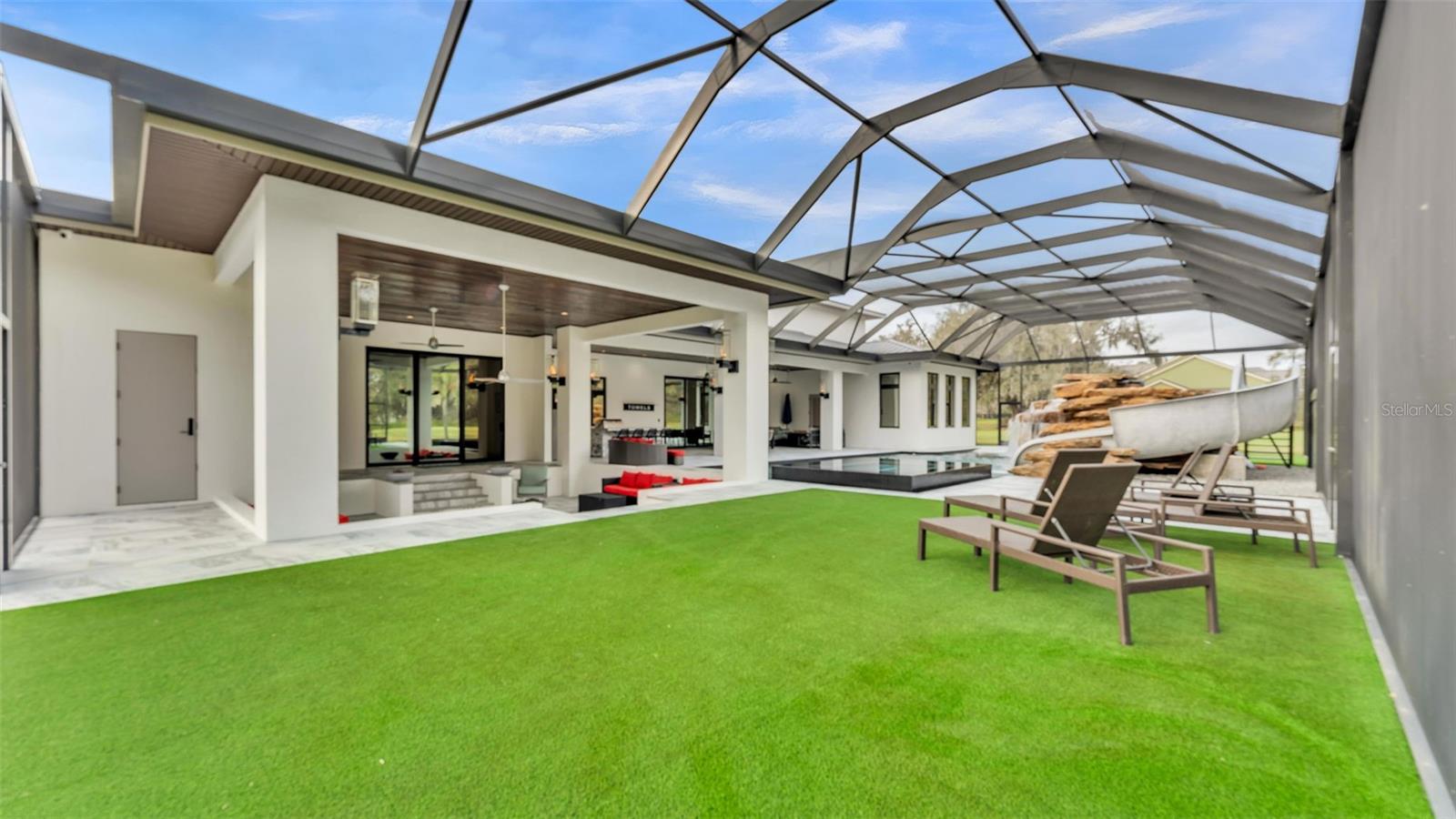 CANTERWOOD - Residential