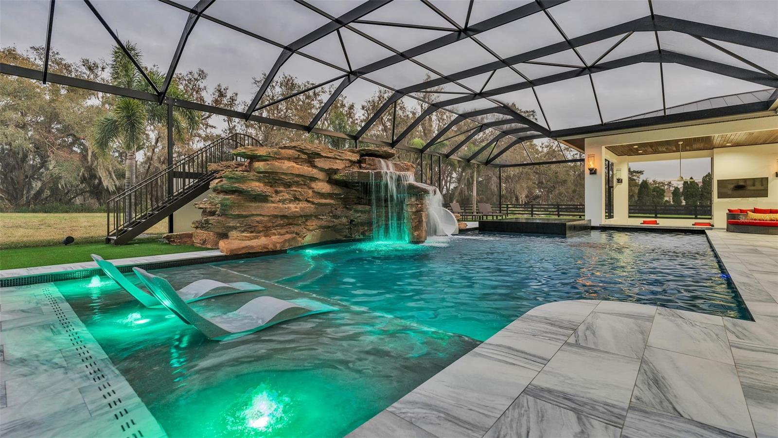 CANTERWOOD - Residential