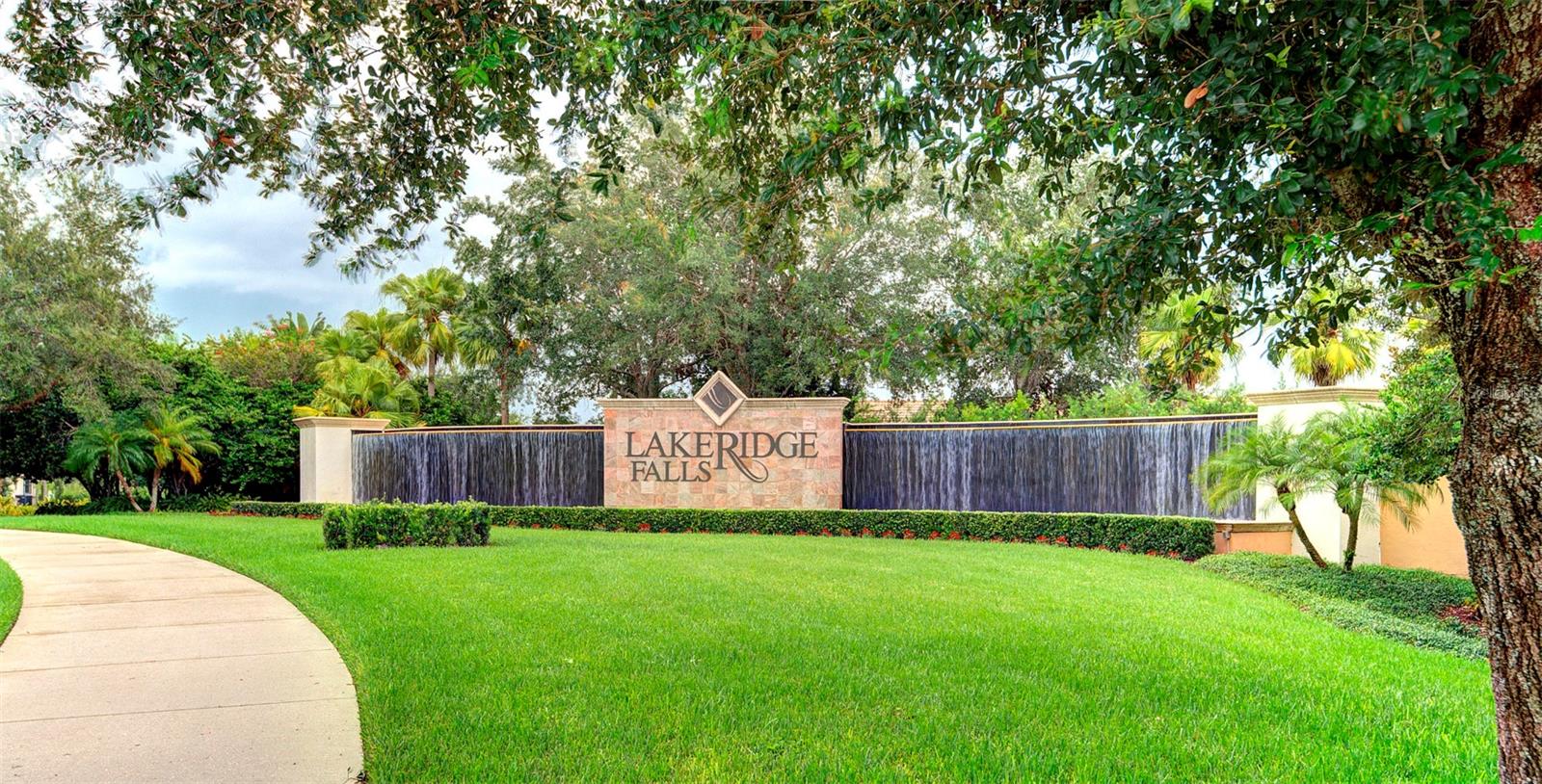 LAKERIDGE FALLS PH 1B - Residential