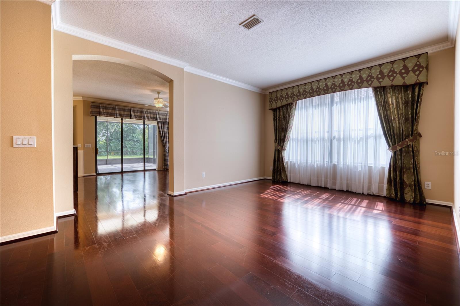 LAKERIDGE FALLS PH 1B - Residential