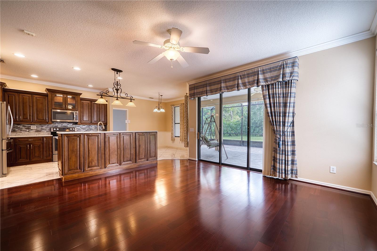 LAKERIDGE FALLS PH 1B - Residential