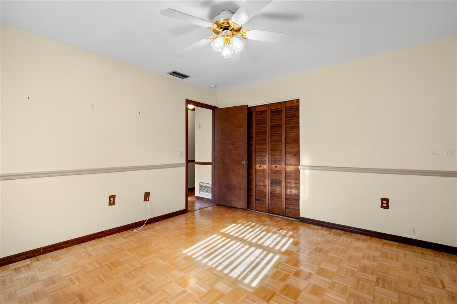 BRANDA VISTA SUB UNIT - Residential