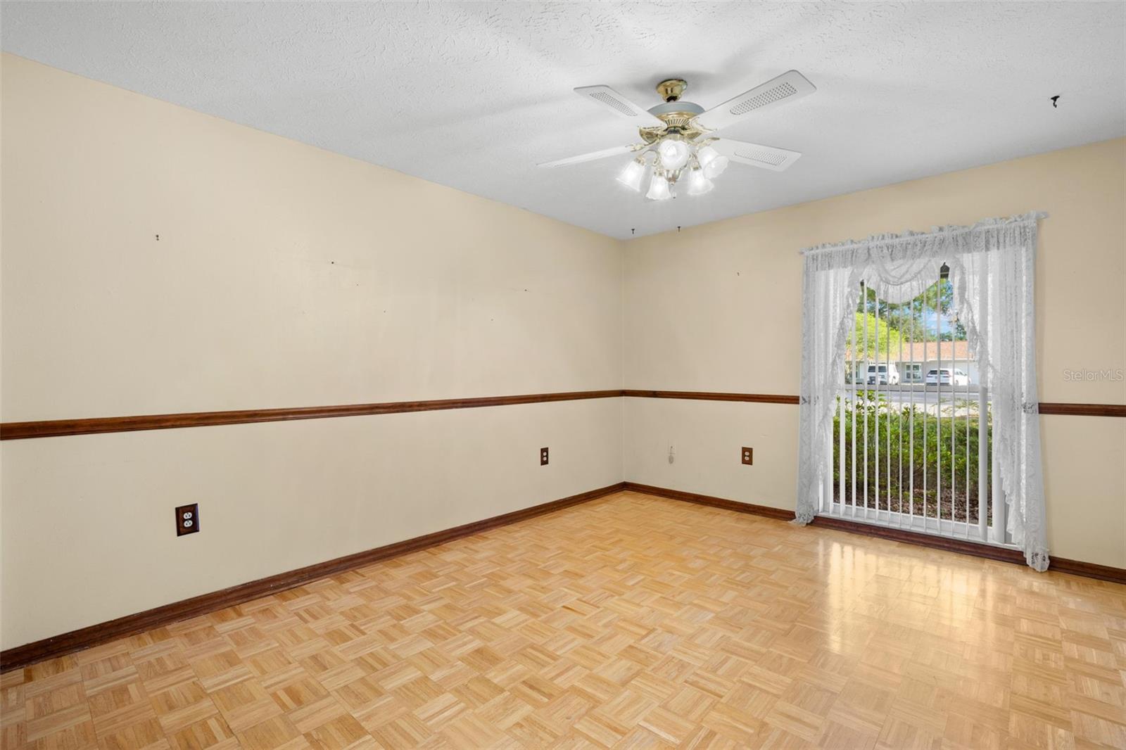 BRANDA VISTA SUB UNIT - Residential