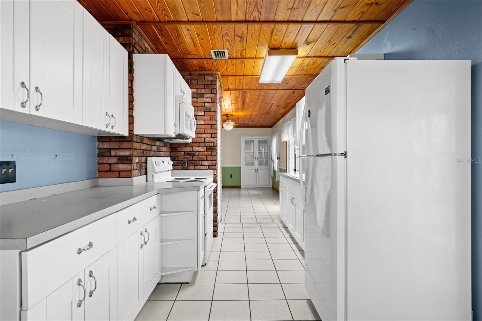 BRANDA VISTA SUB UNIT - Residential