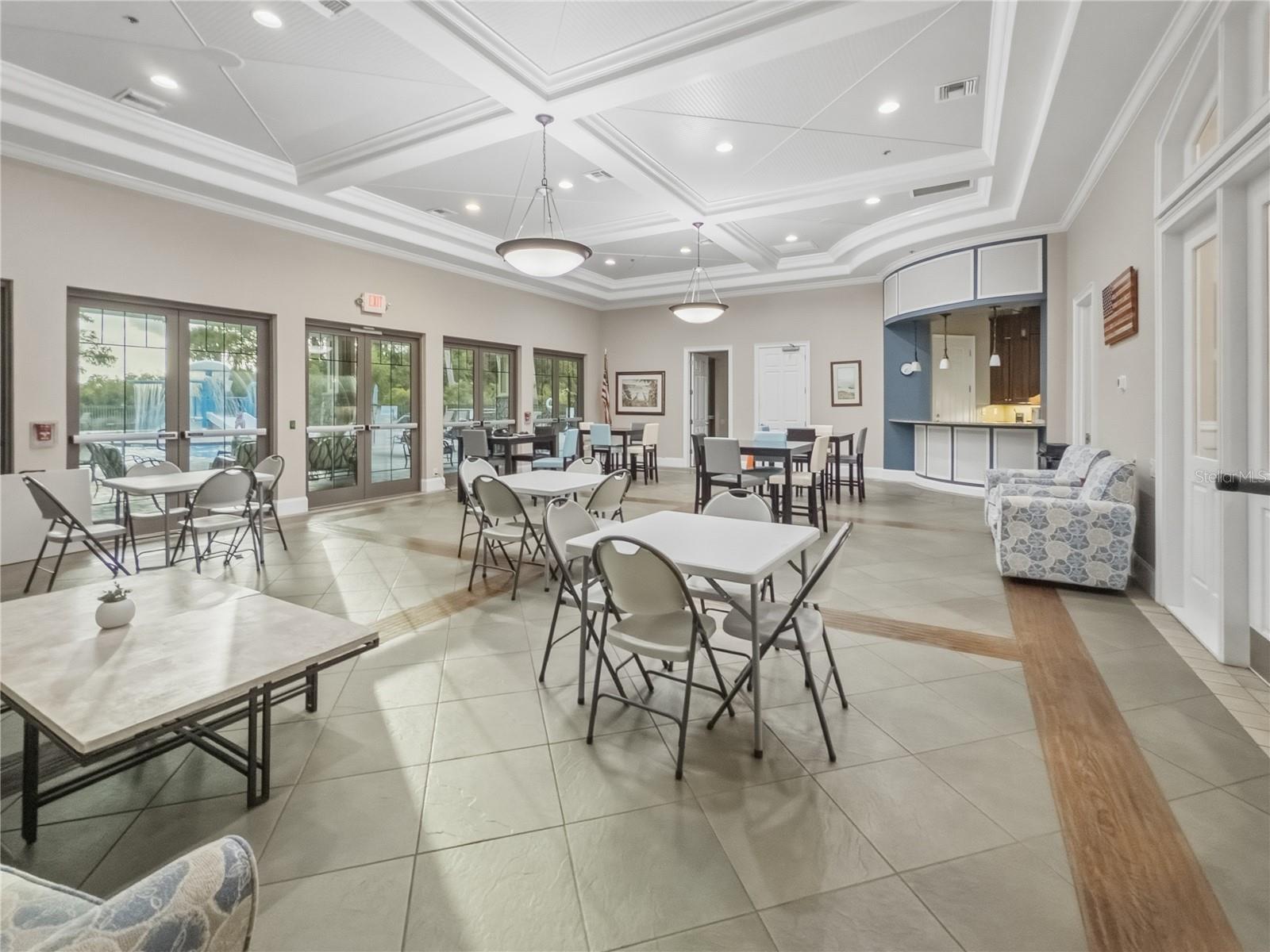 WATERS EDGE 02 - Residential