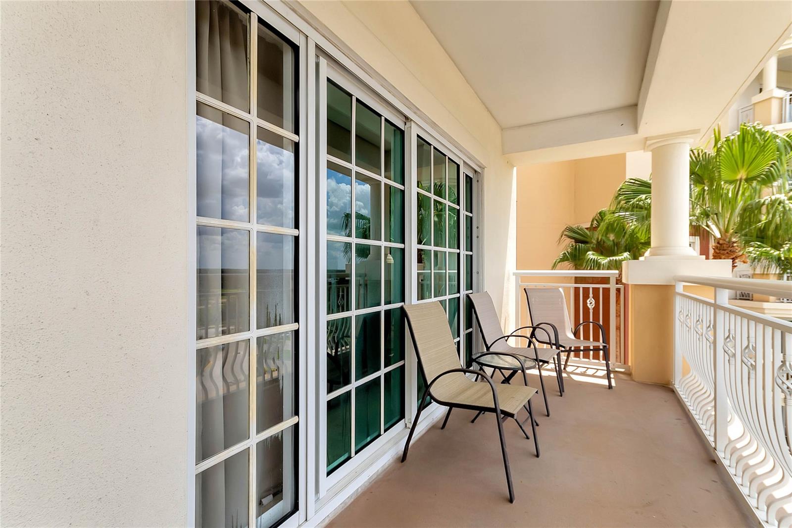 REUNION GRANDE CONDO - Residential