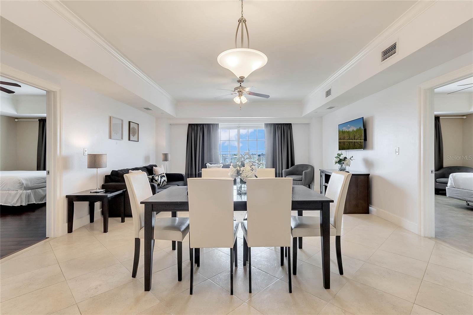 REUNION GRANDE CONDO - Residential