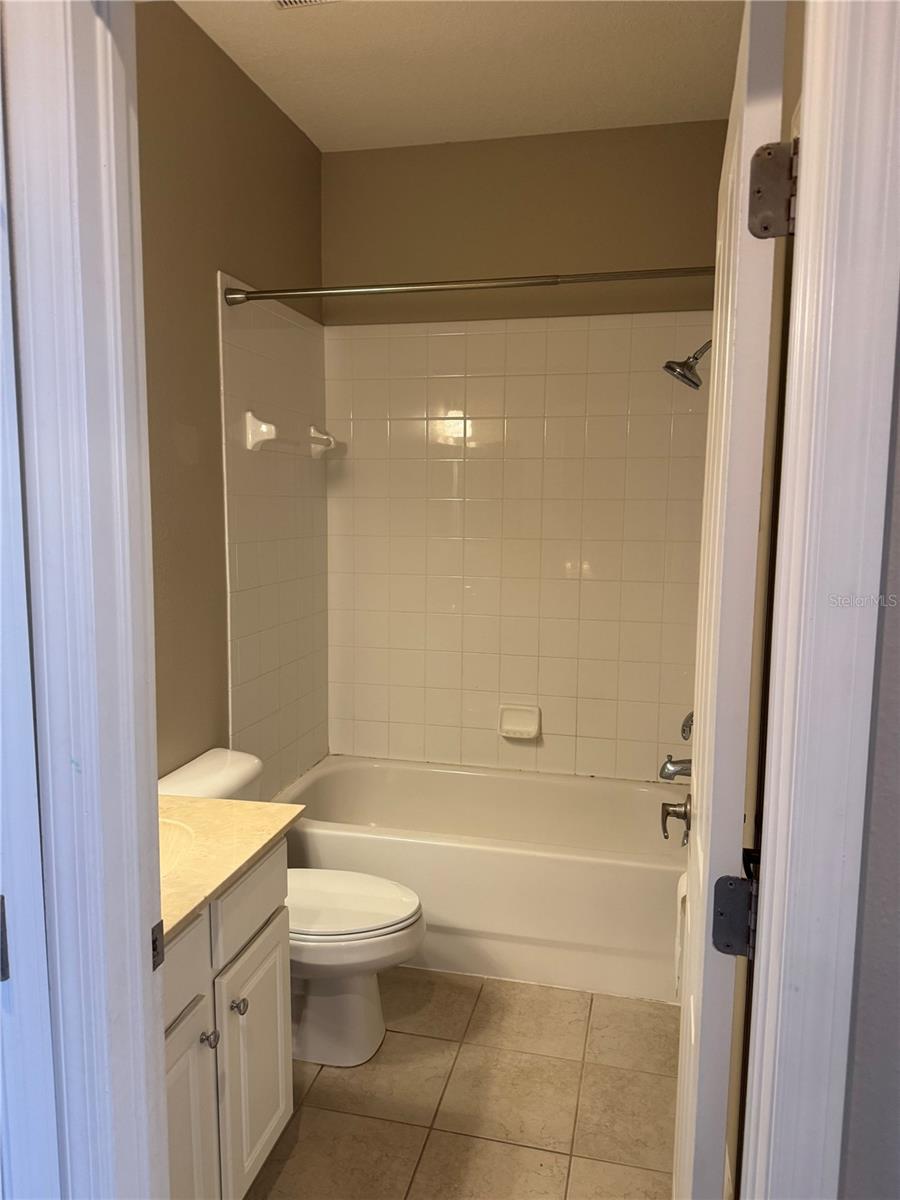HIGHLAND PARK PH 2A-2 - Residential Lease