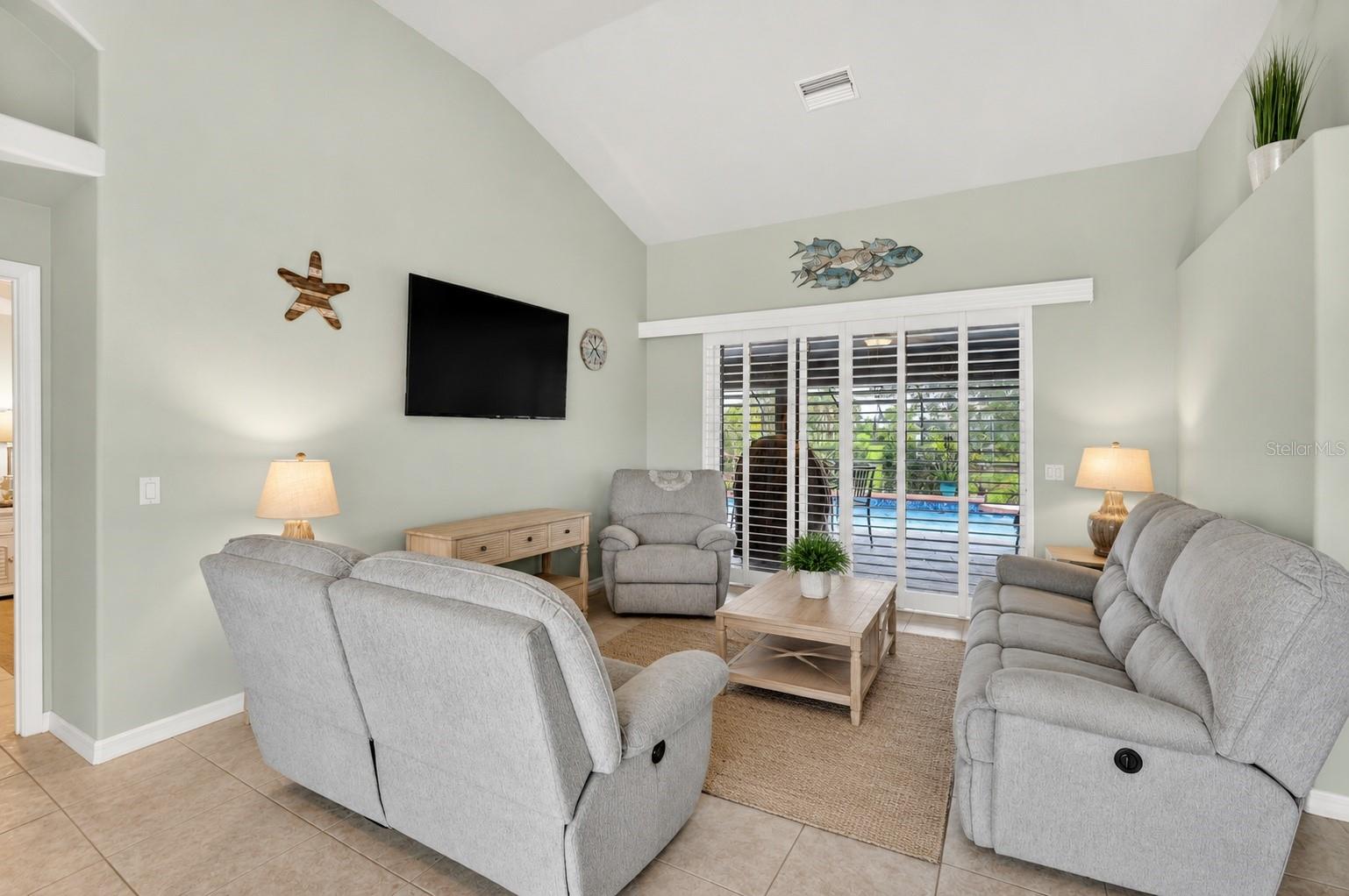 ROTONDA WEST PINEHURST - Residential