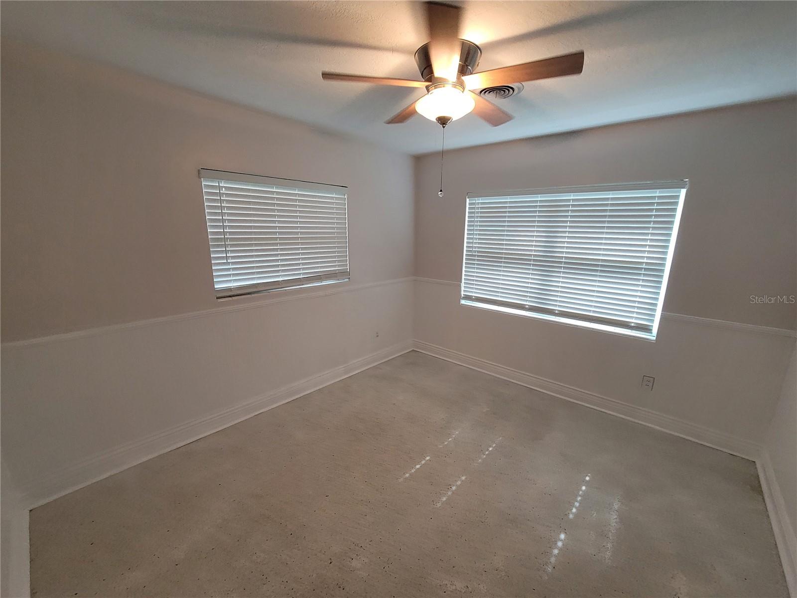 LAKEWOOD SHORES 1ST ADD - Residential Lease