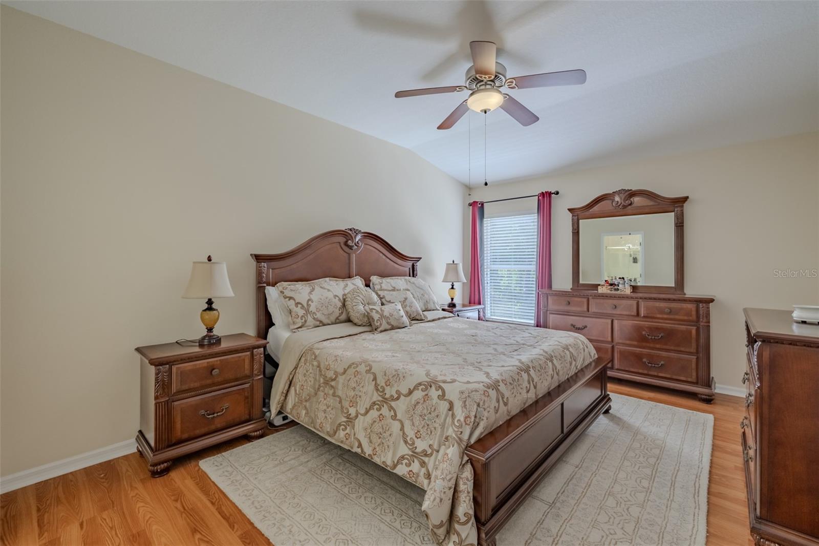 FISHHAWK RANCH TWNHMS PH - Residential