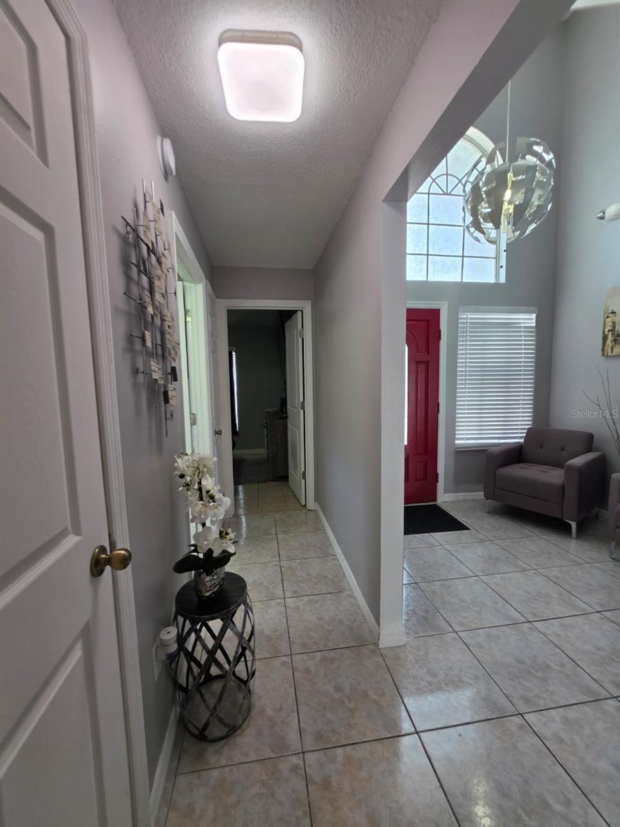 COUNTRY CROSSING UNIT 01 - Residential Lease