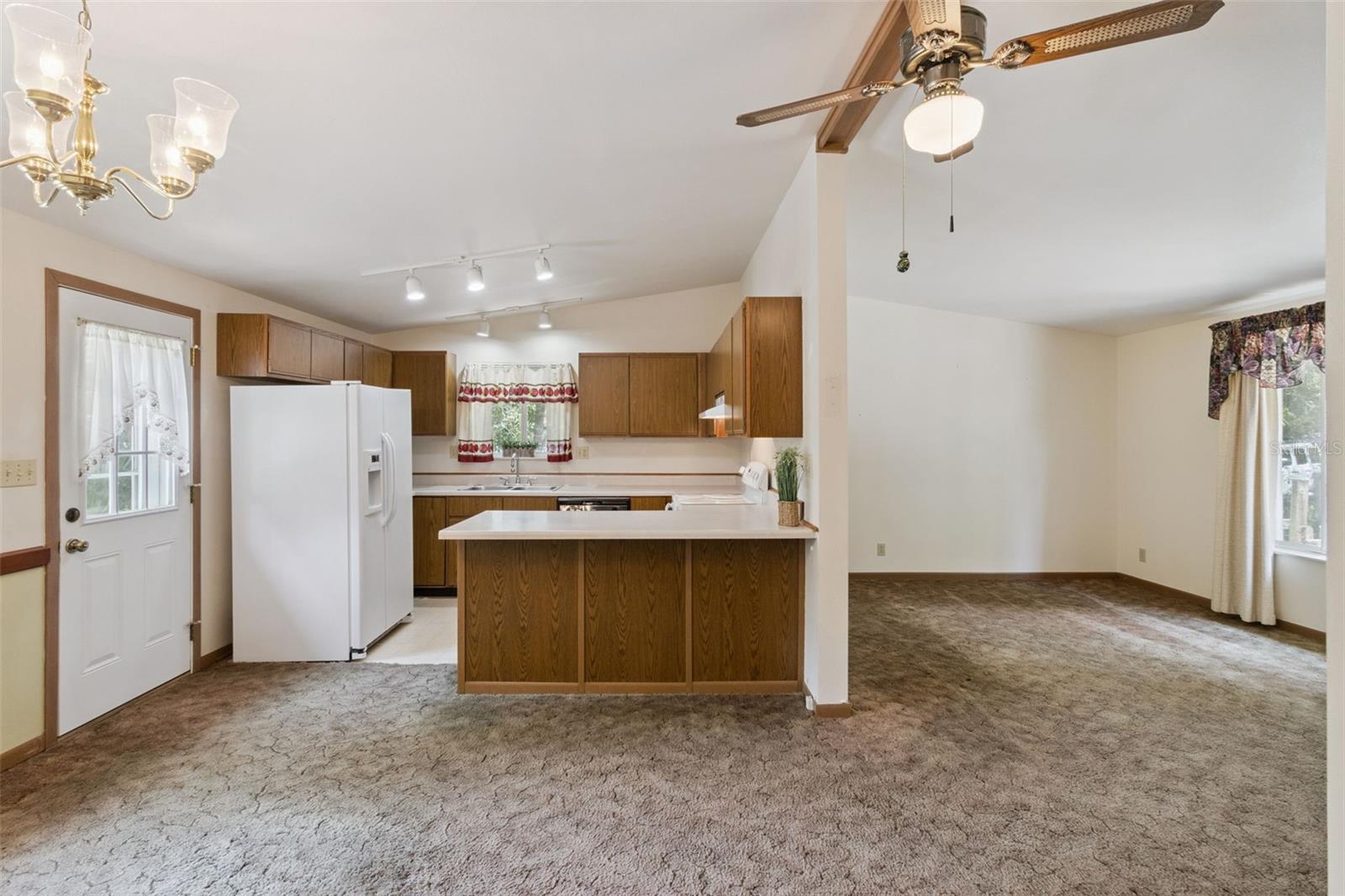 LAKE PIERCE HEIGHTS RESUB PT & LAKE PIERCE HEIGHTS - Residential