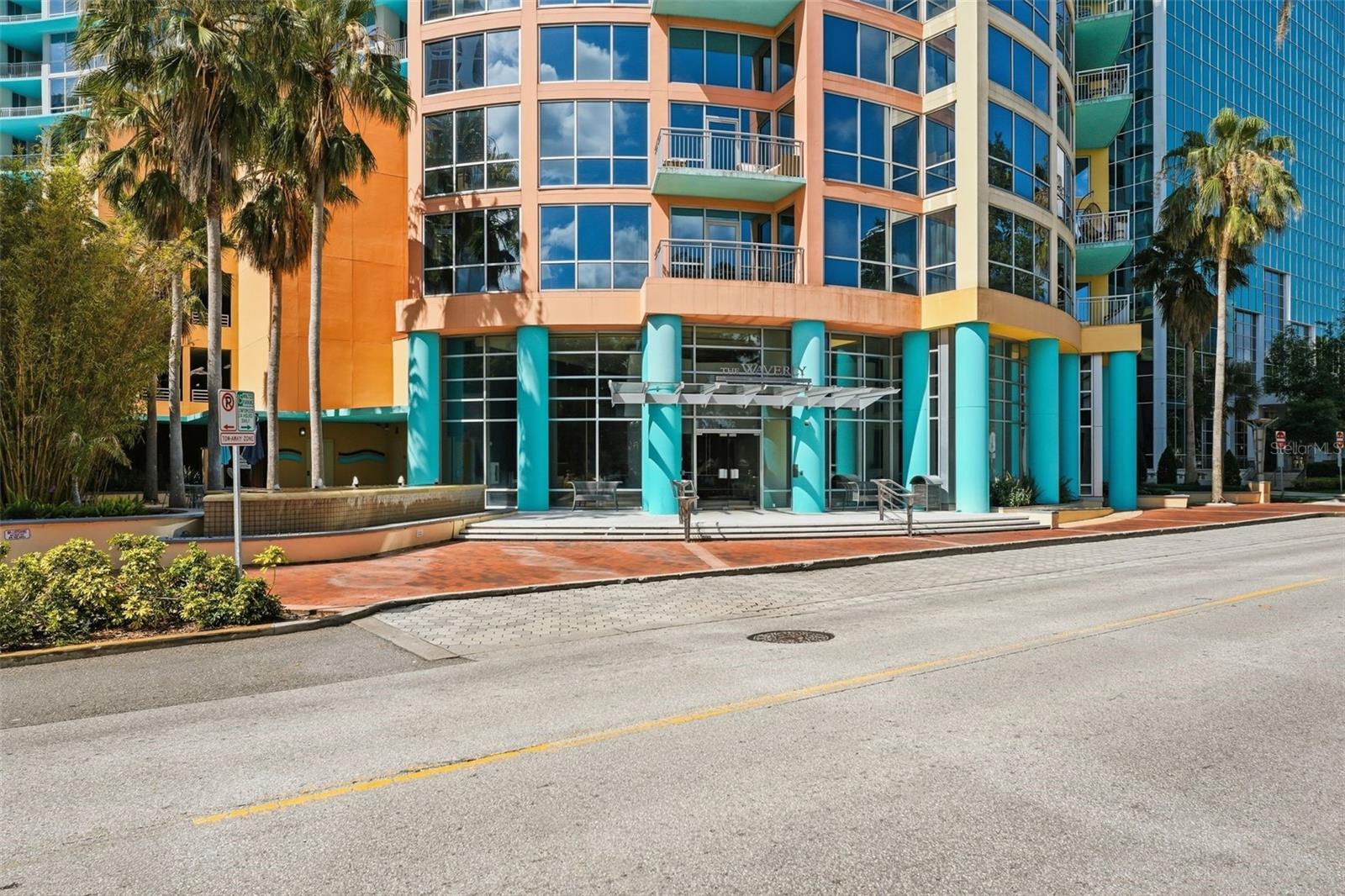 WAVERLY ON LAKE EOLA - Residential