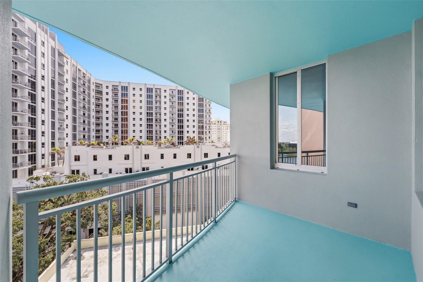 WAVERLY ON LAKE EOLA - Residential