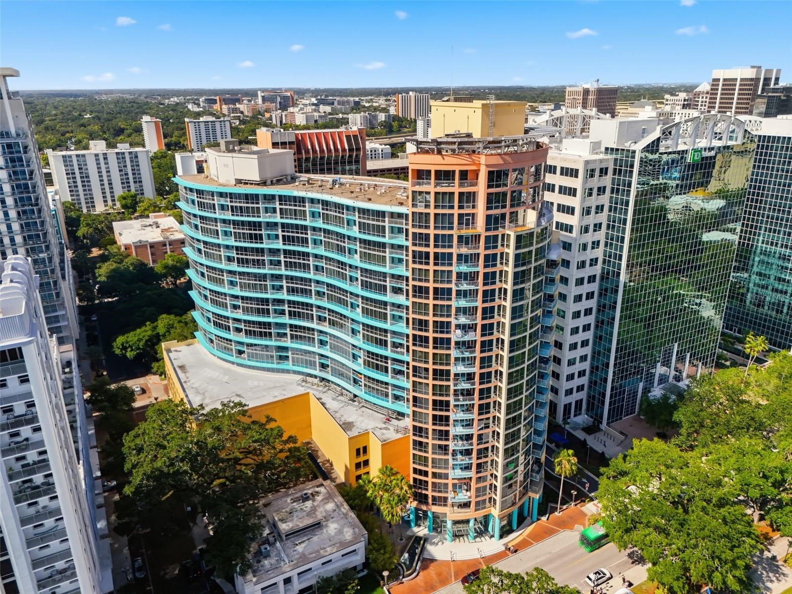WAVERLY ON LAKE EOLA - Residential