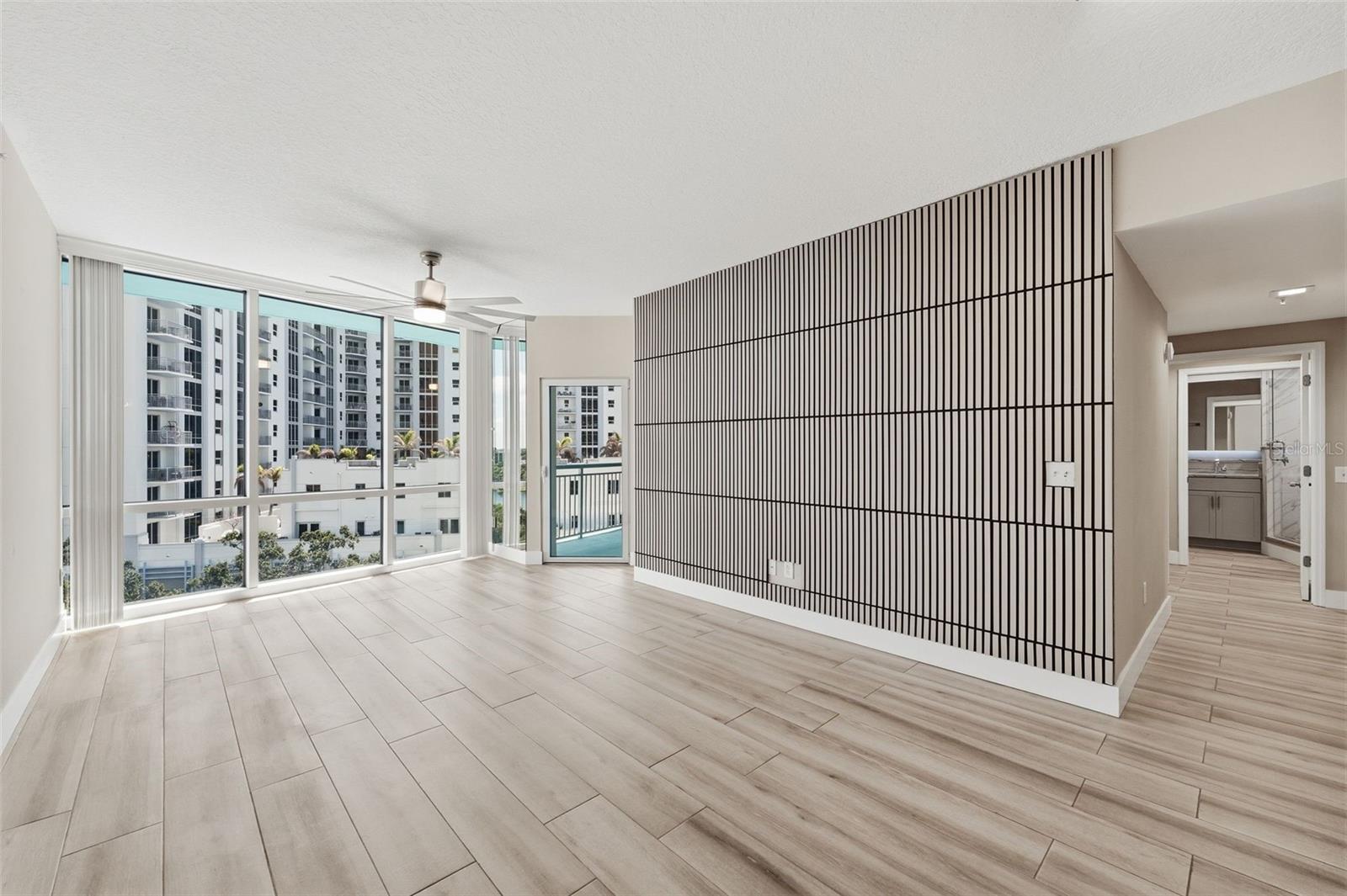 WAVERLY ON LAKE EOLA - Residential