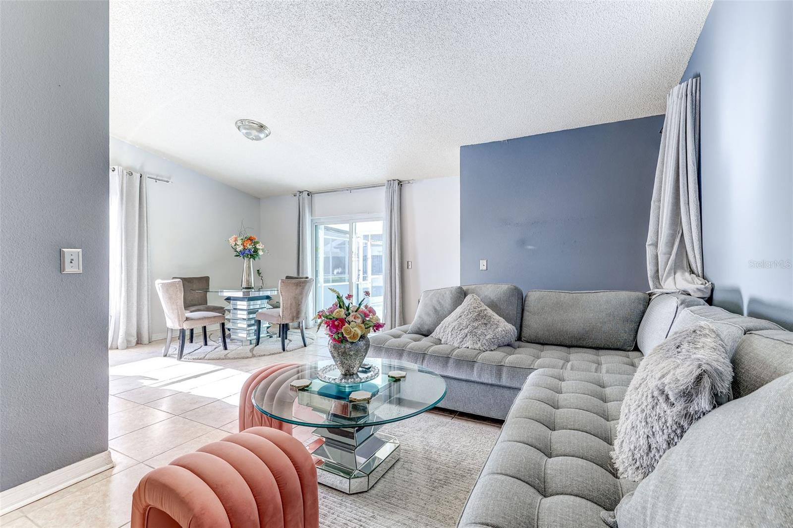 INDIAN RIDGE VILLAS PH 1 - Residential