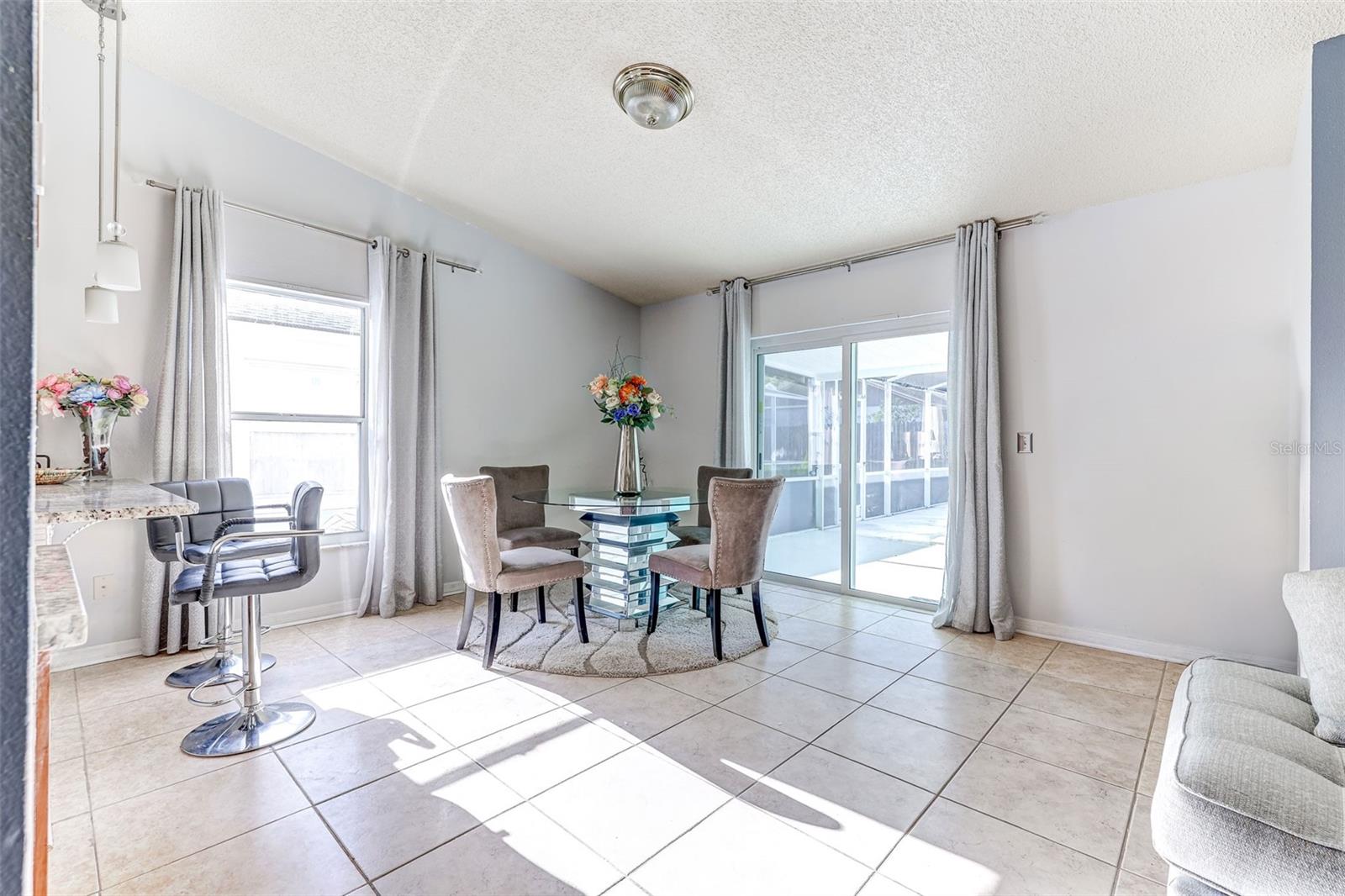 INDIAN RIDGE VILLAS PH 1 - Residential