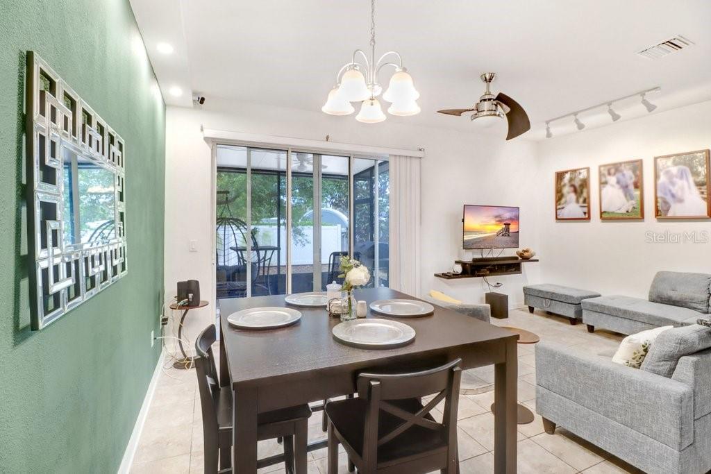 OAK CREEK - Residential