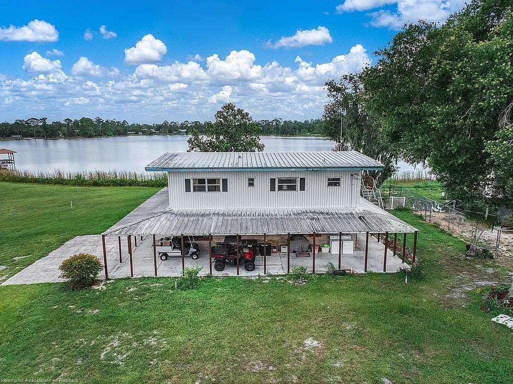 LAKE PERSIMMON - Residential