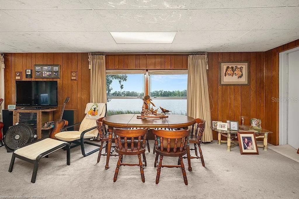 LAKE PERSIMMON - Residential