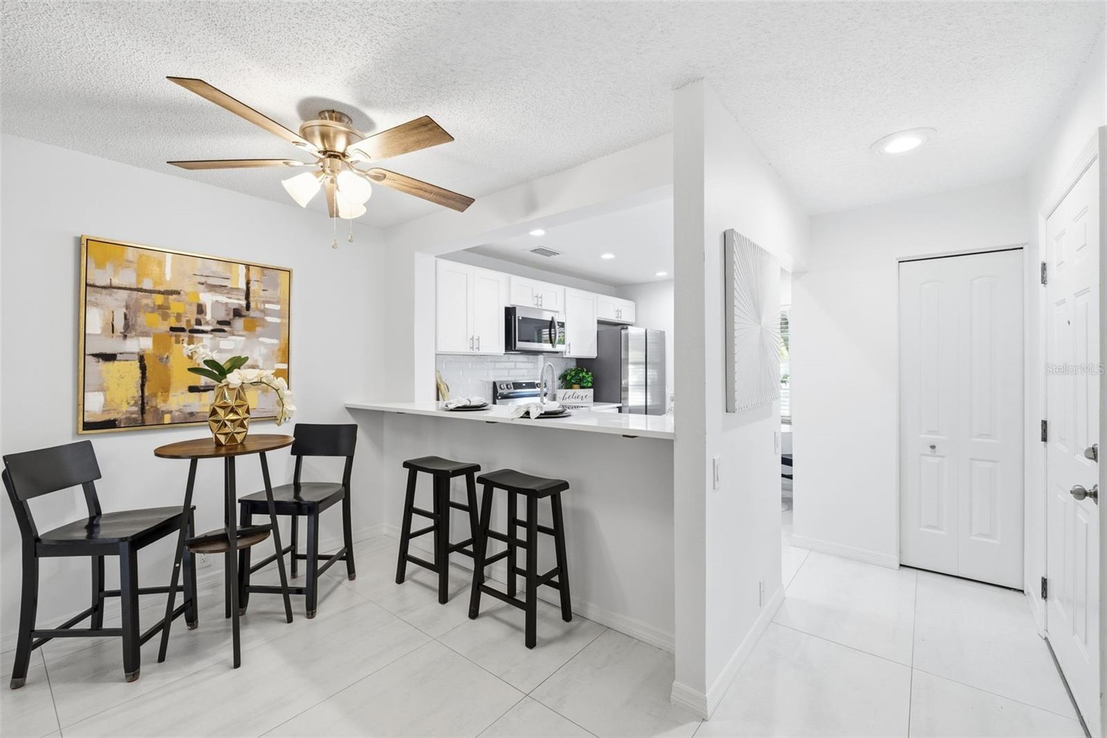 BAY OAKS CONDO - Residential