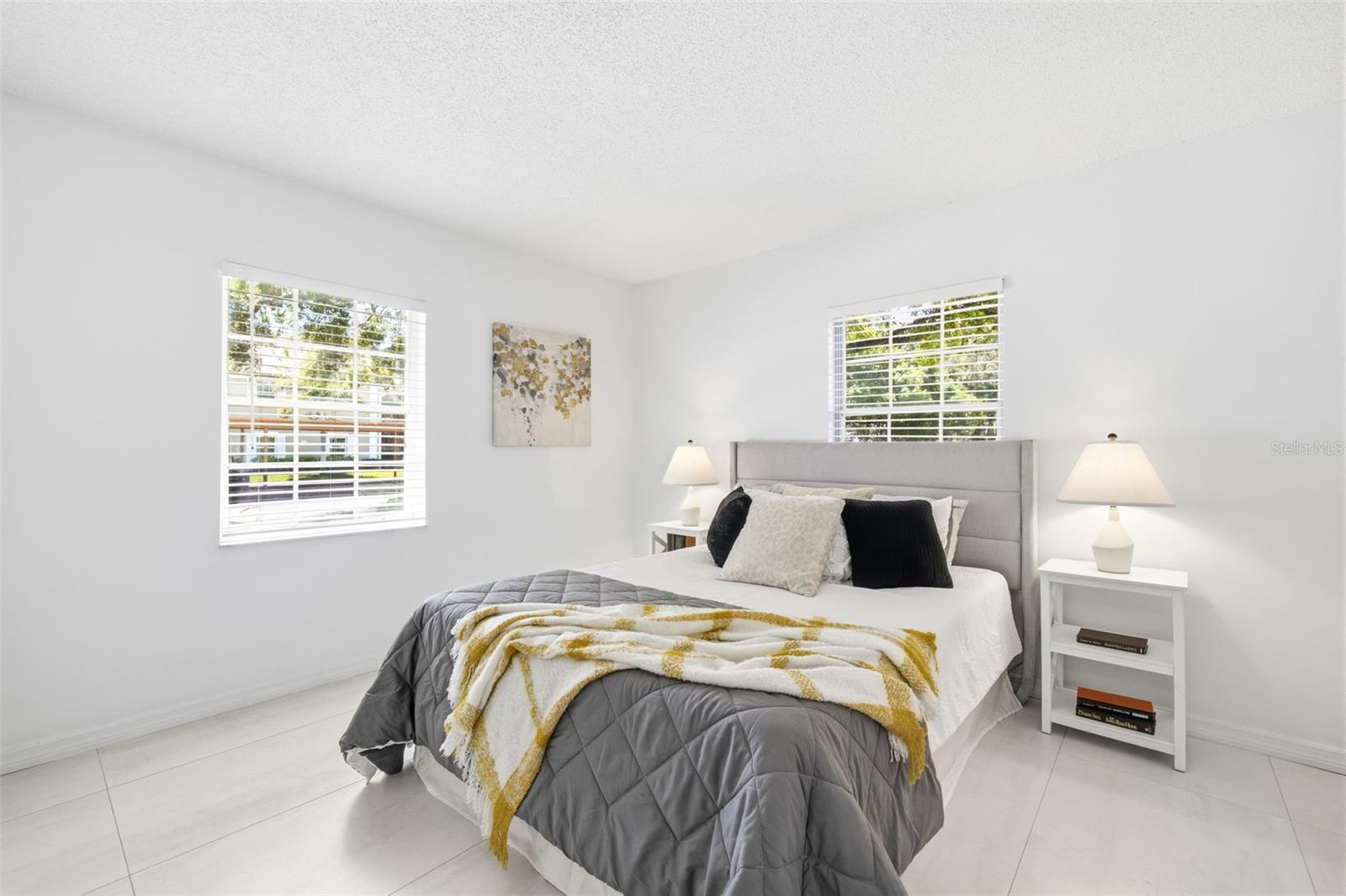 BAY OAKS CONDO - Residential