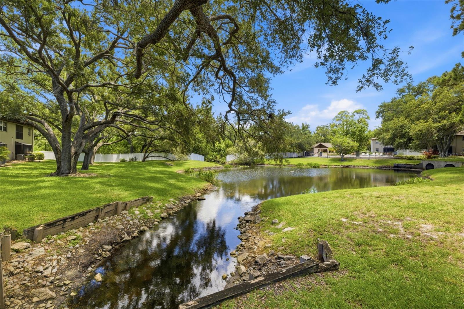 BAY OAKS CONDO - Residential