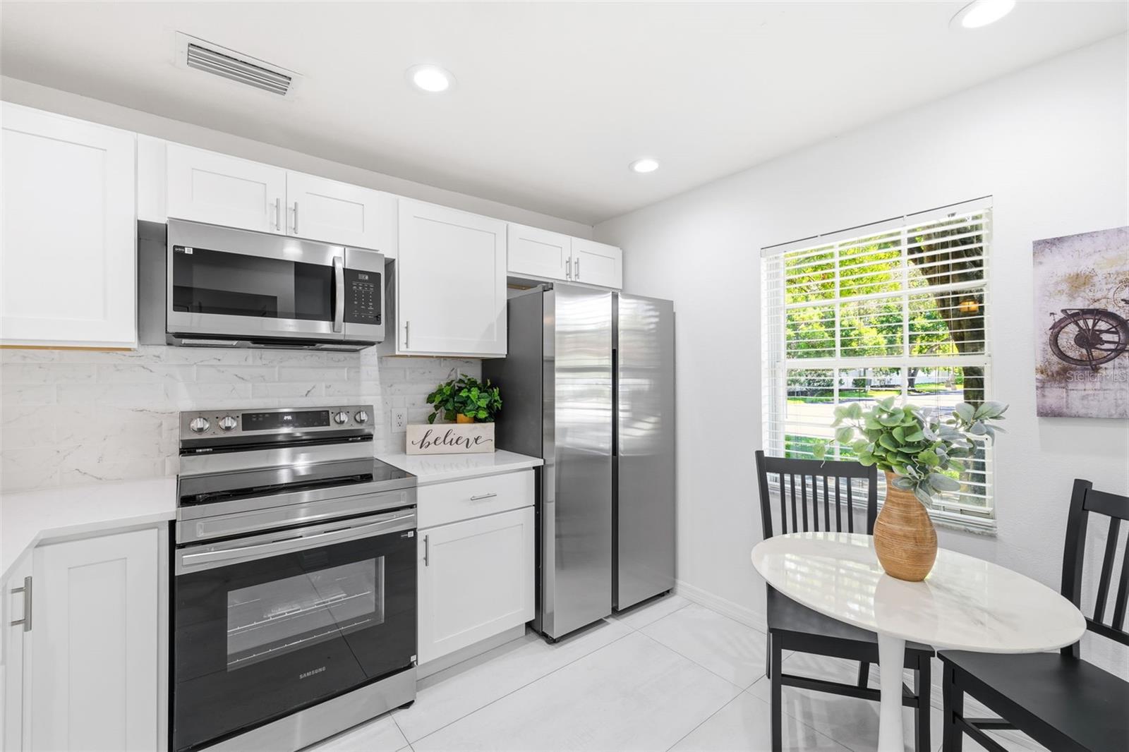 BAY OAKS CONDO - Residential