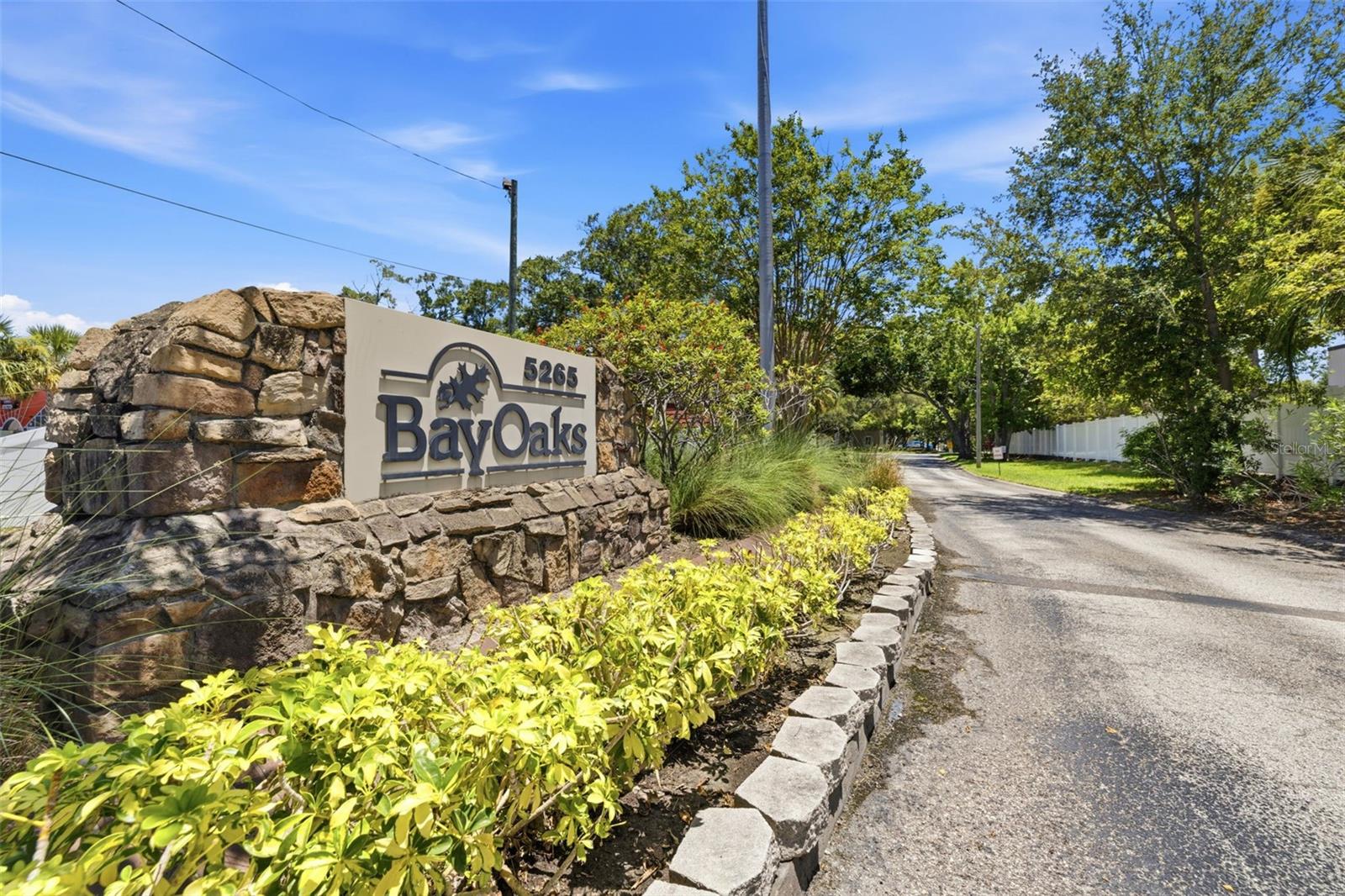 BAY OAKS CONDO - Residential