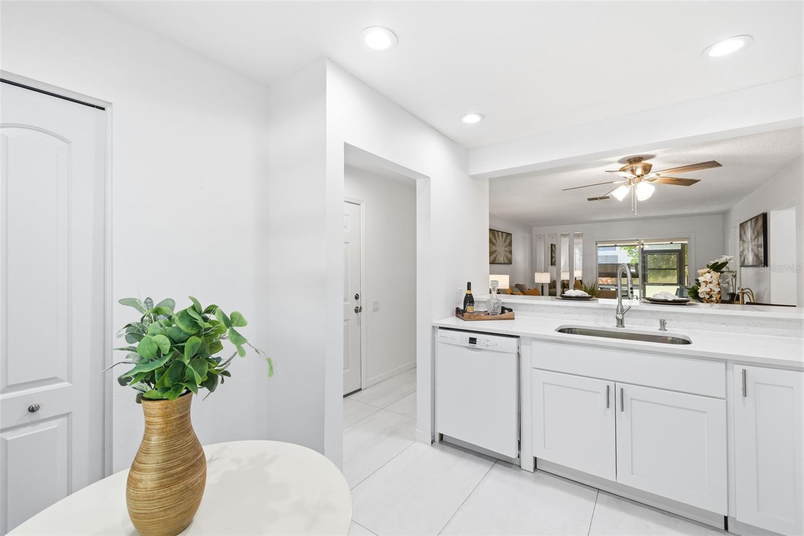 BAY OAKS CONDO - Residential