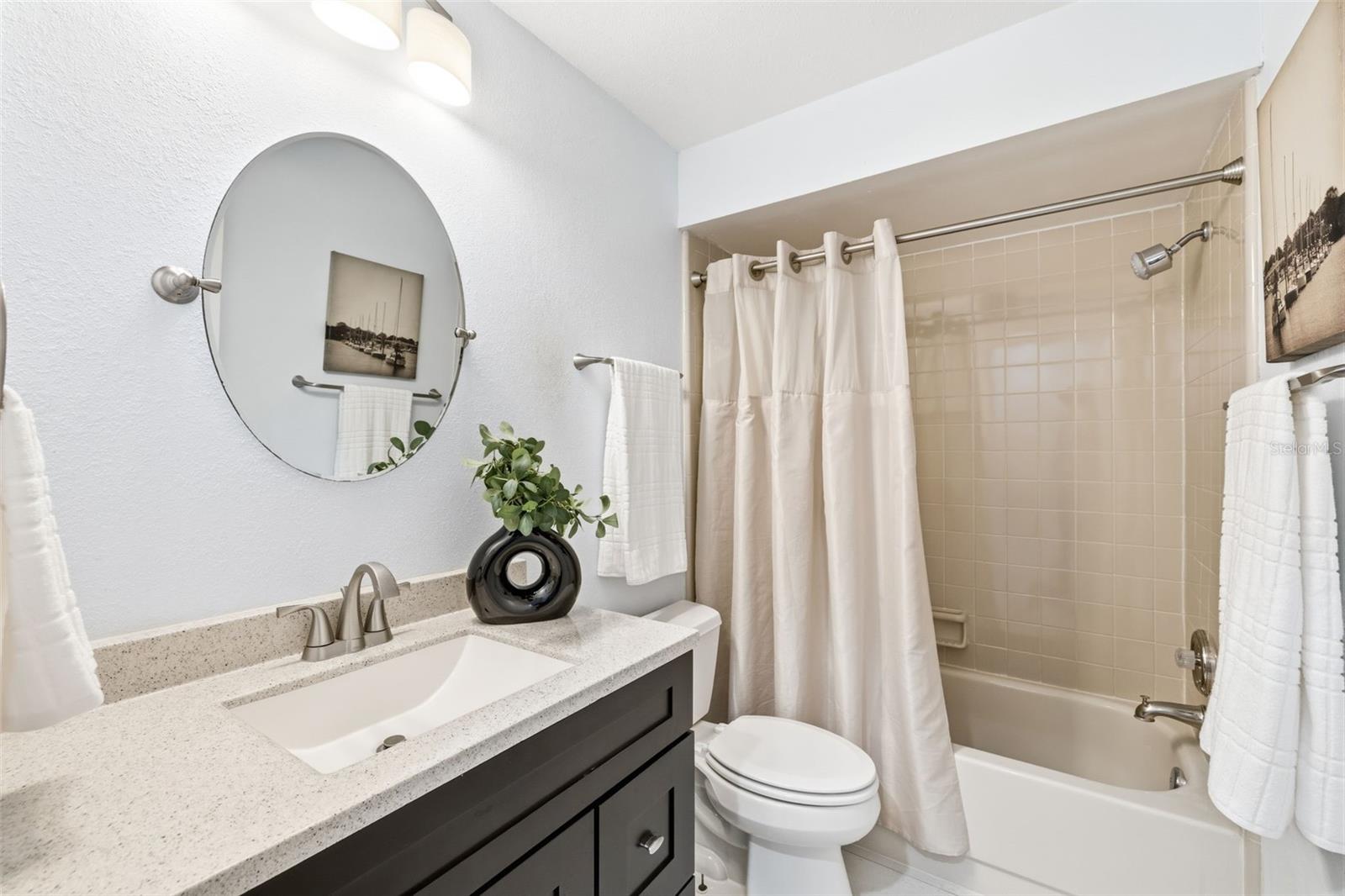 BAY OAKS CONDO - Residential