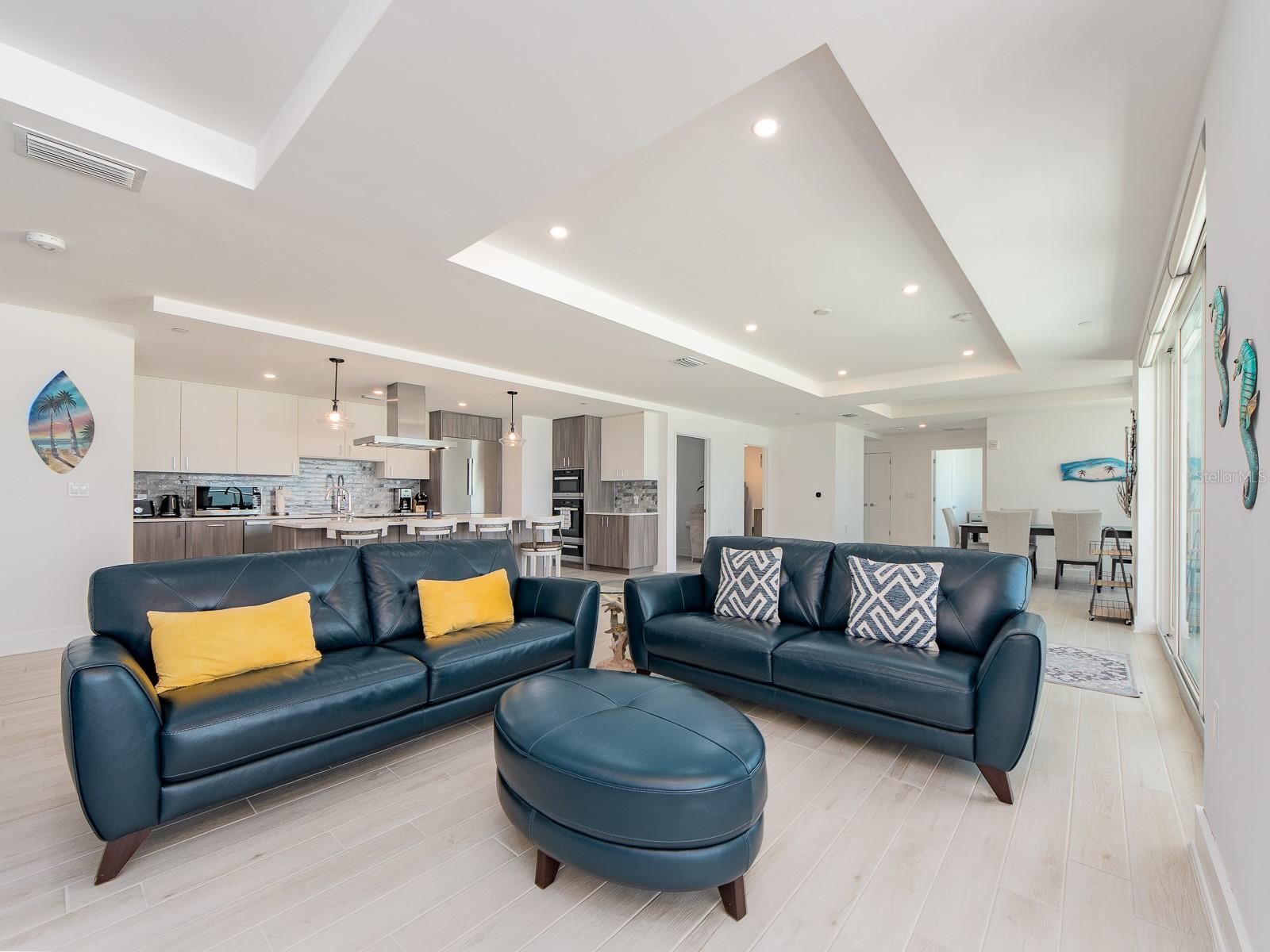 PURA VIDA RESIDENCES CONDO - Residential Lease